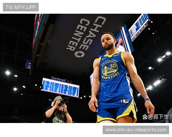 库里与格林连线再进化,场上选择更多 库里与格林连线再进化,场上选择更多