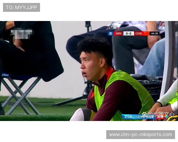 球员替补席与对手爆发冲突，安保紧急介入